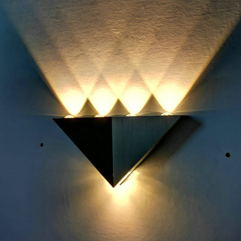 Sleek Geometric LED Wall Lamp in Black and White - Pexav
