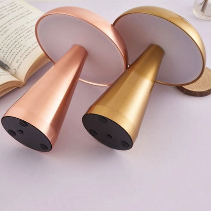 Mushroom-Inspired LED Table Lamp – Compact Bedside Lamp with Warm Light for Cozy Ambiance and Versatile Use 3