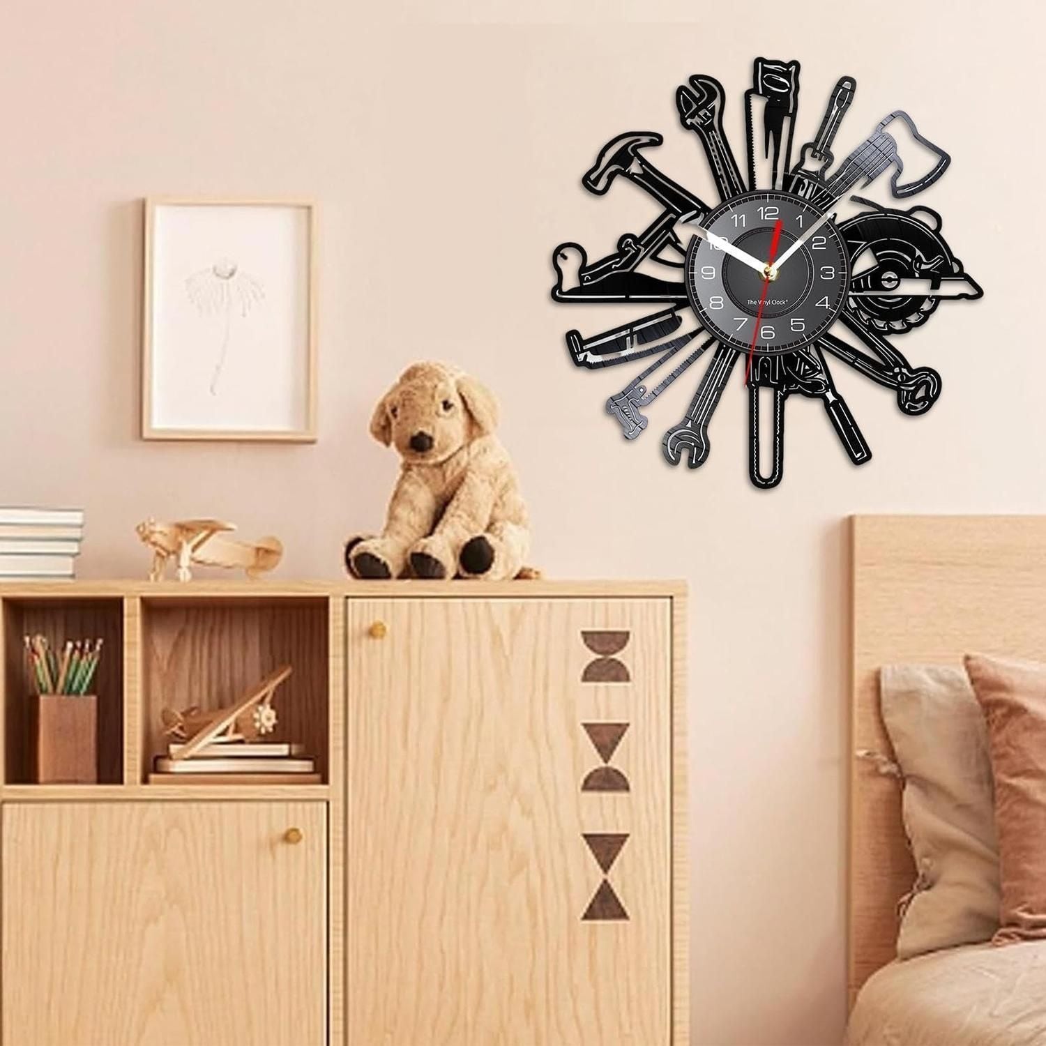 Personalized LED Wall Tool Clock for Men – Car Repair Tools Garage Décor Gift
