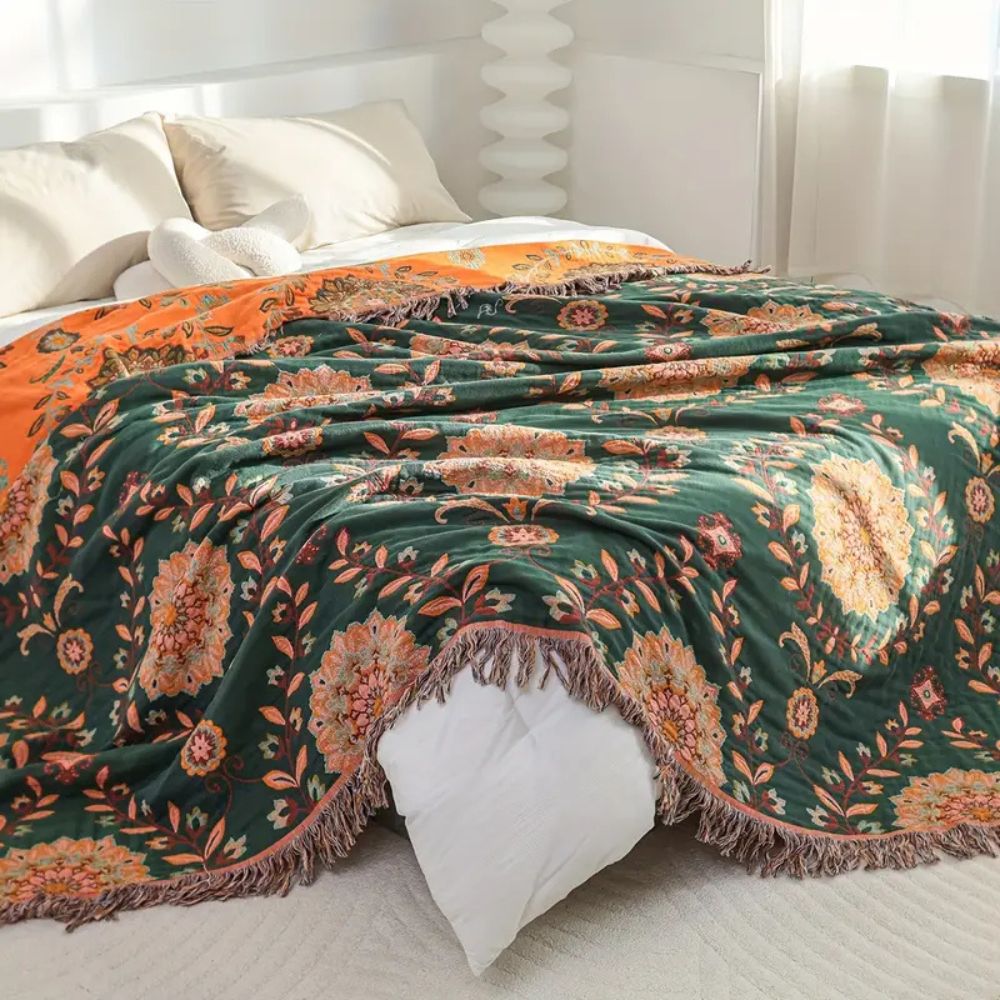 Soft Plush Throw Blanket, Classic Floral Pattern