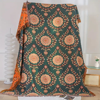Soft Plush Throw Blanket, Classic Floral Pattern