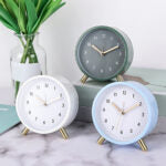Quiet Modern Desk Clock