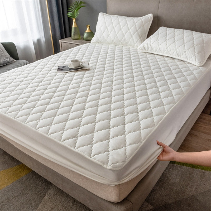 Breathable Waterproof Bed Mattress Protector