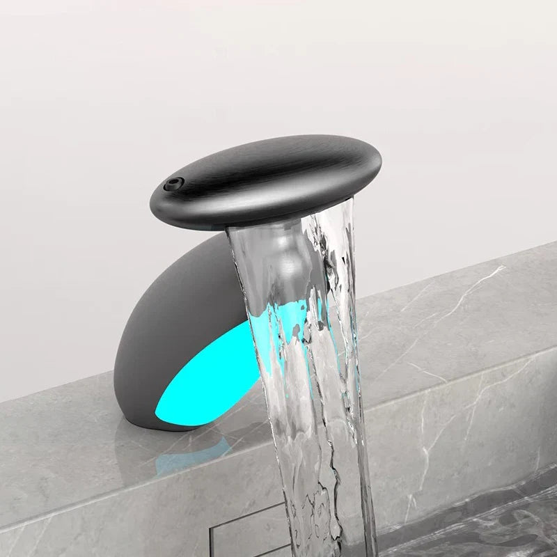 Bright Contemporary Kitchen Sink Faucet - Pexav