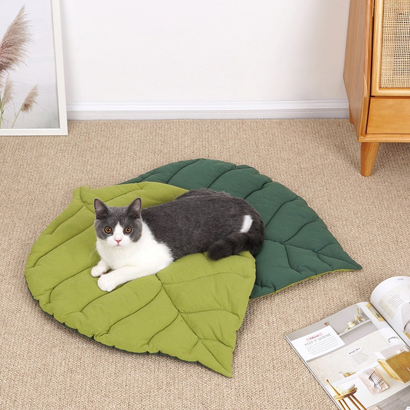 Cozy Green Pet Bed - Pexav