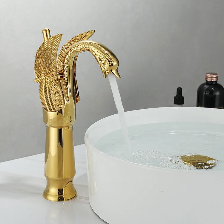 Luxury One Handle Gold Bathroom Faucet