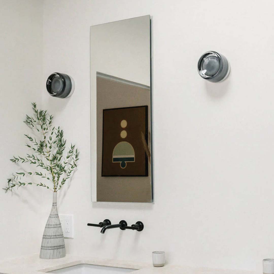 Chic Textured Wall Lamp