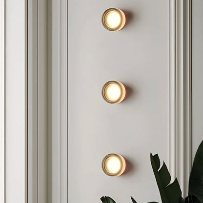 Chic Textured Wall Lamp
