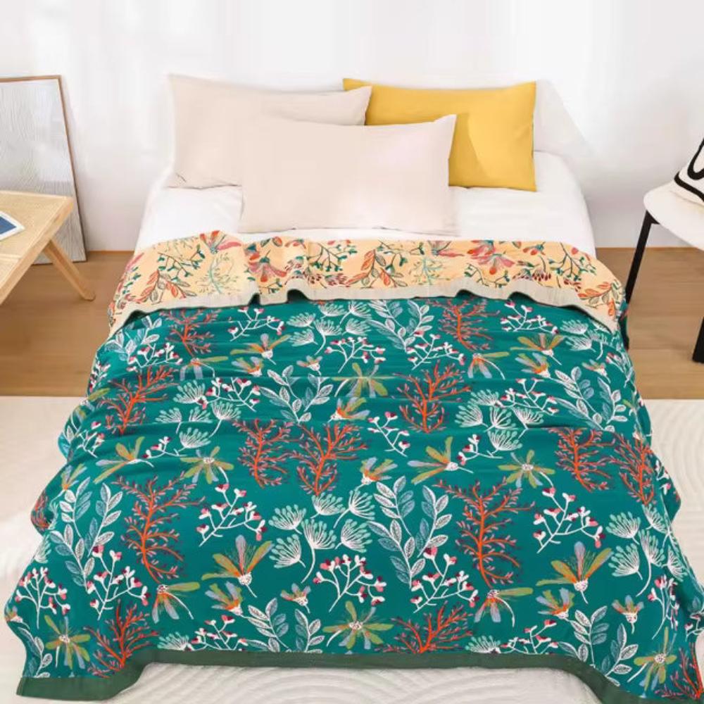 Soft Floral Pattern Throw Blanket
