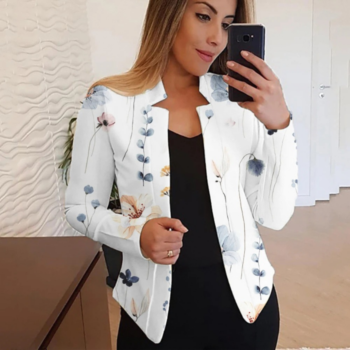 Fashionable Women's Blazer with Unique Print - Amaya - Pexav