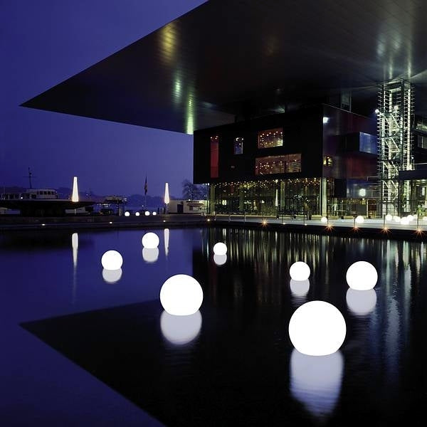 Wireless Outdoor Solar LED Globe Light