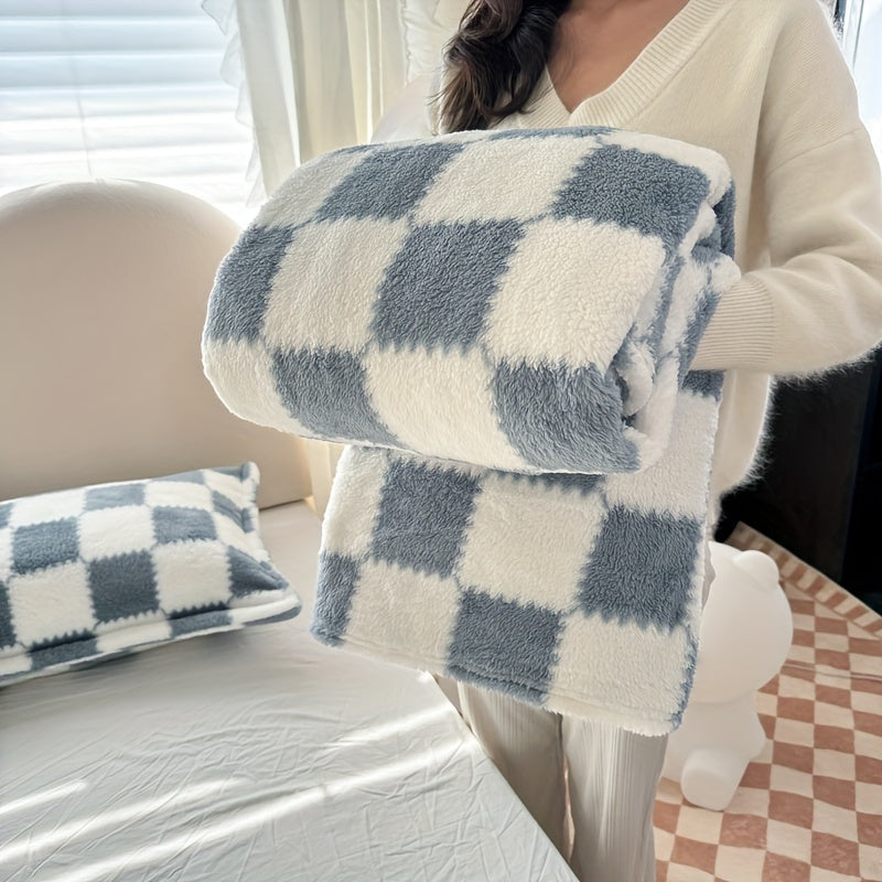 Warm Plaid Fleece Blanket