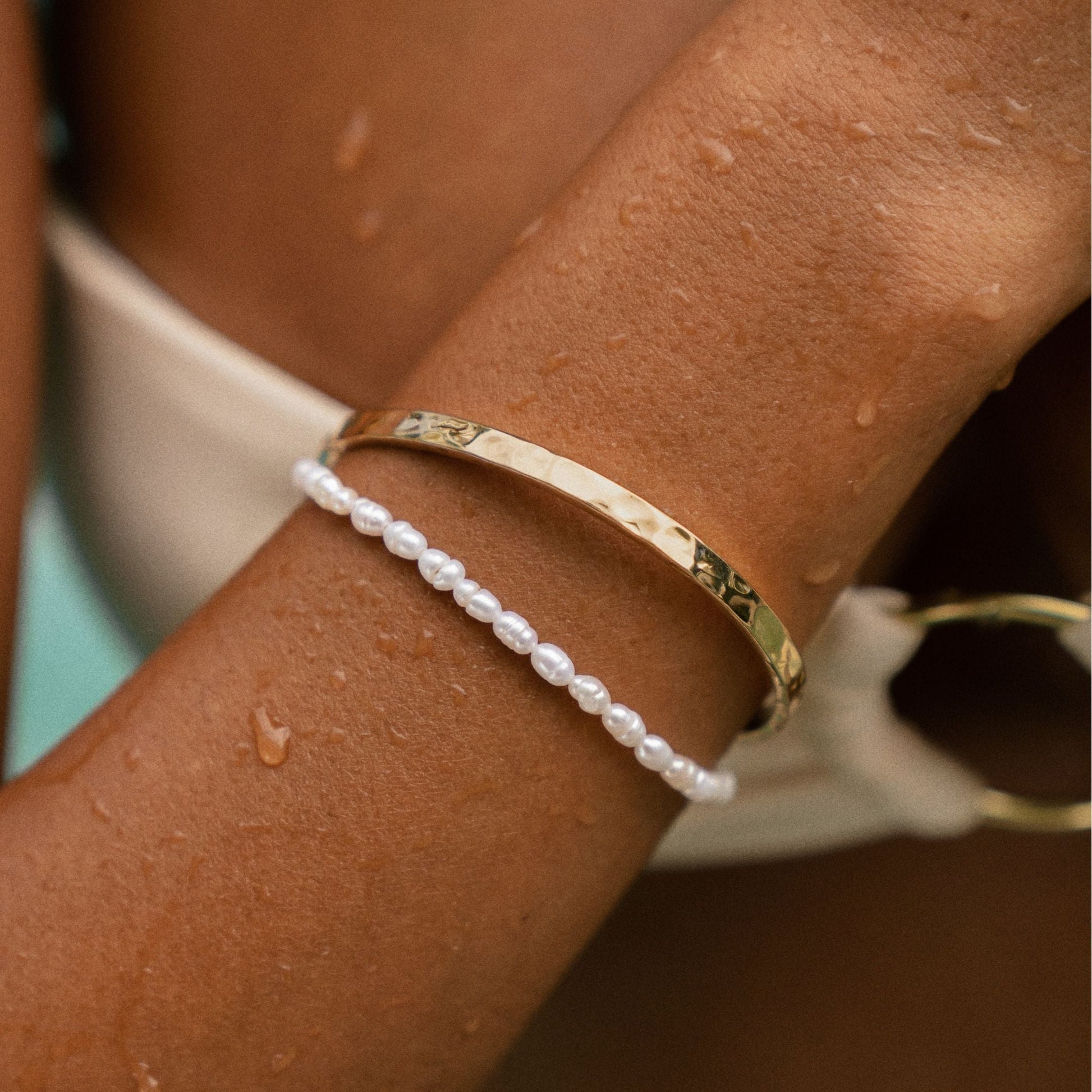 Bracelet with Freshwater Pearls - Marina-Nora Luxe