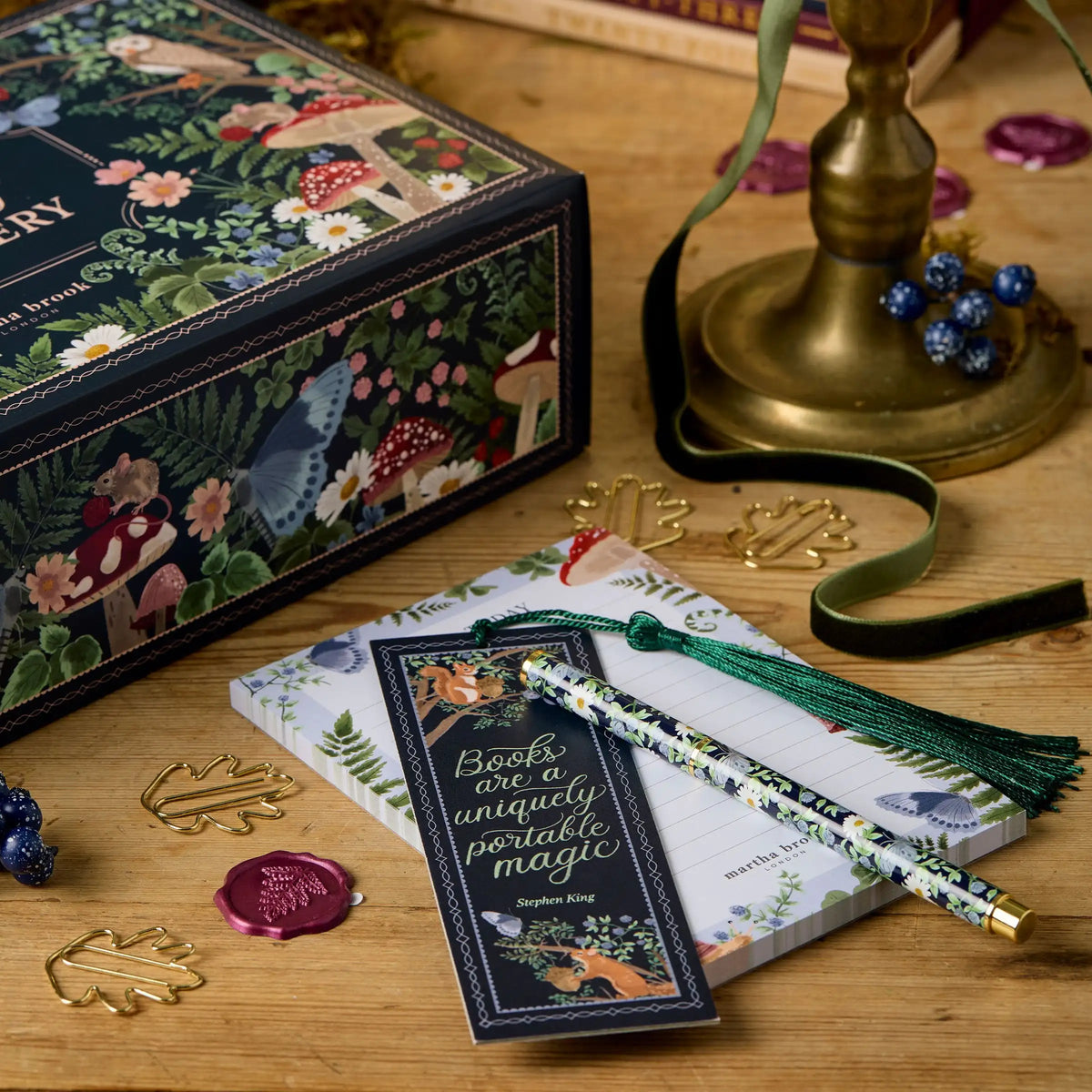 Stationery Countdown Calendar Kit with 24 Daily Gifts – Pexav