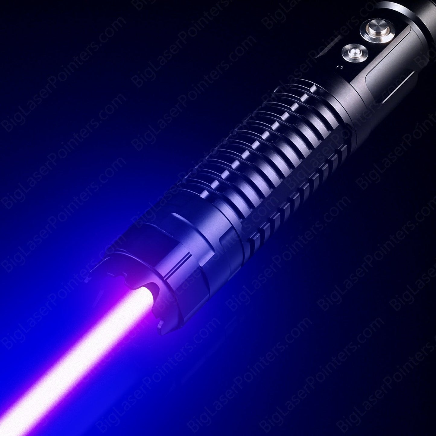 Bright Heavy Duty LED Flashlight for Outdoor Emergency Use - Pexav