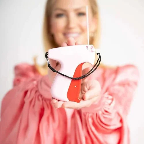 Simple Instant Clothing Repair Kit