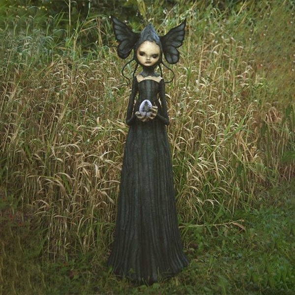 Spooky Witch Figurines Halloween Decorations