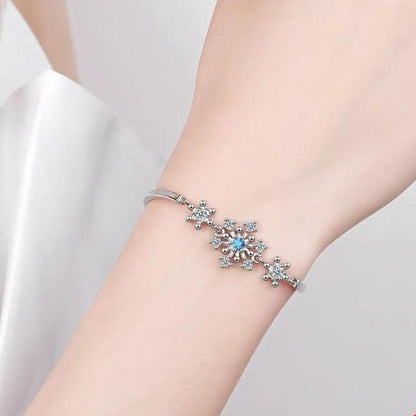 Christmas Snowflake Cubic Zirconia Bracelet-Nora Luxe