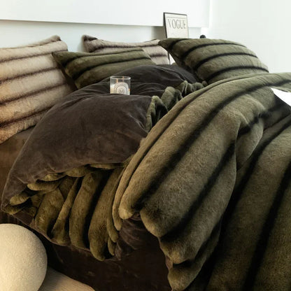 Plush Cozy Fleece Bed Comforter Set