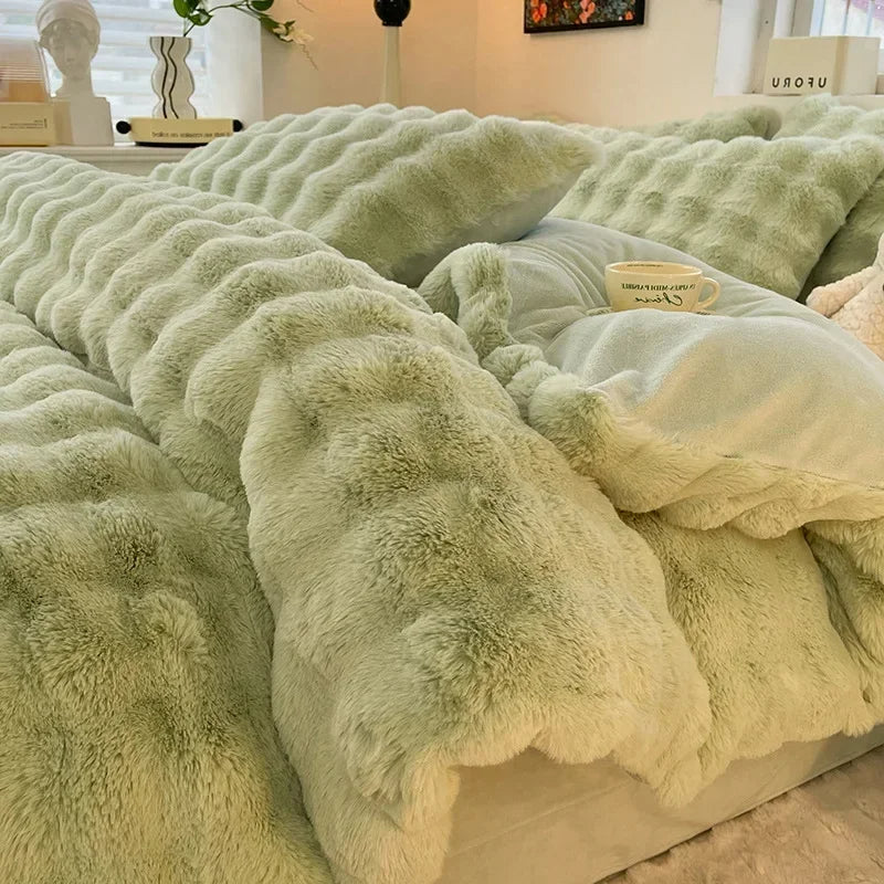 Plush Cozy Fleece Bed Comforter Set