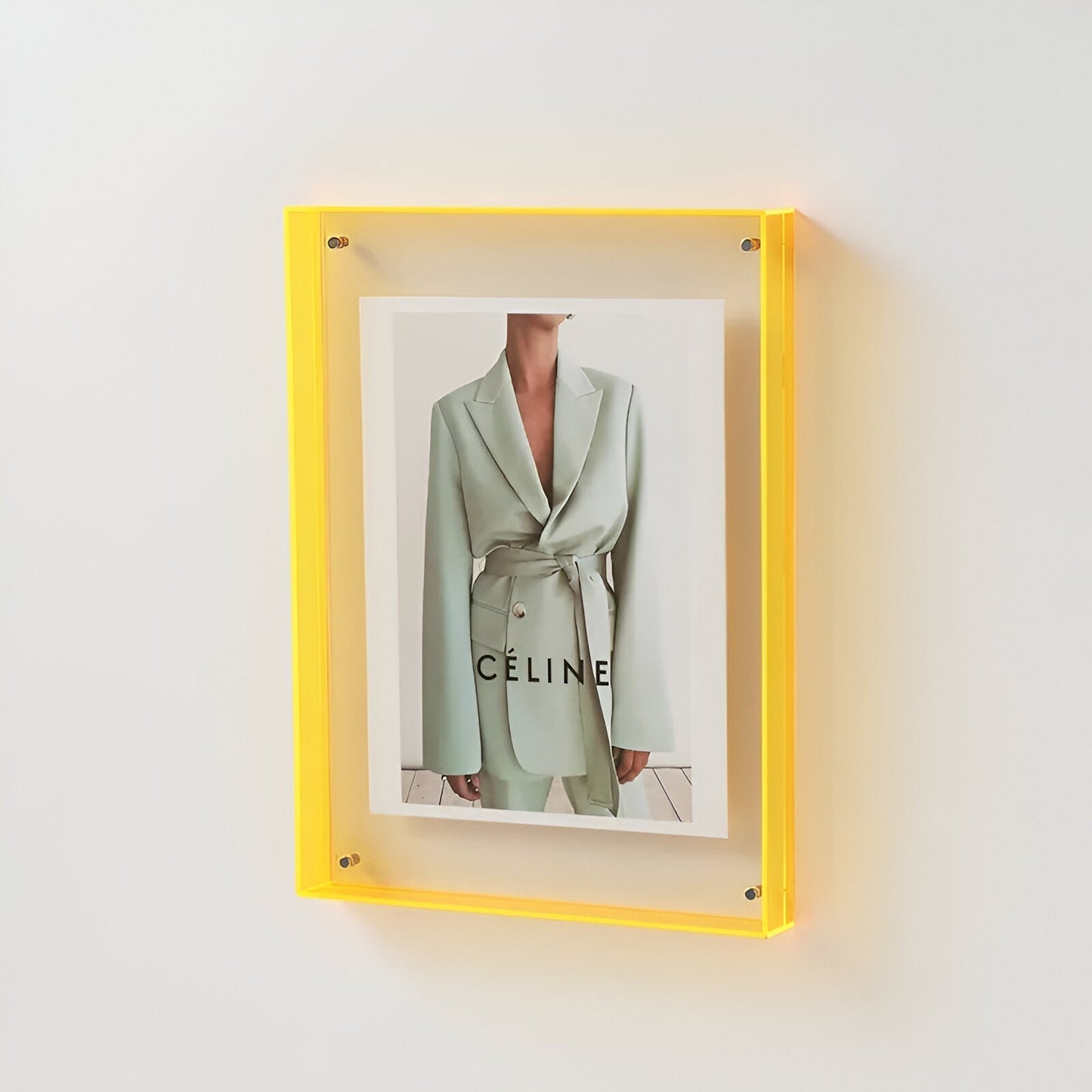 Clear Glass Picture Frame with Simple Elegant Style