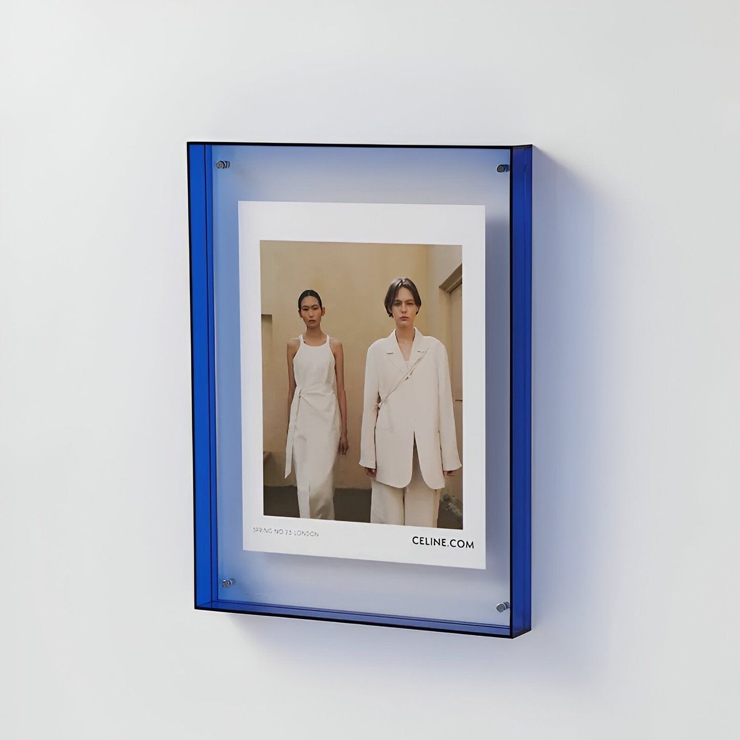 Vibrant Clear Picture Frame – Stylish Modern Display
