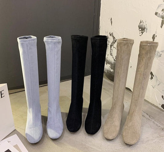 Tall Stylish Boots with Block Heel Larissa - Pexav