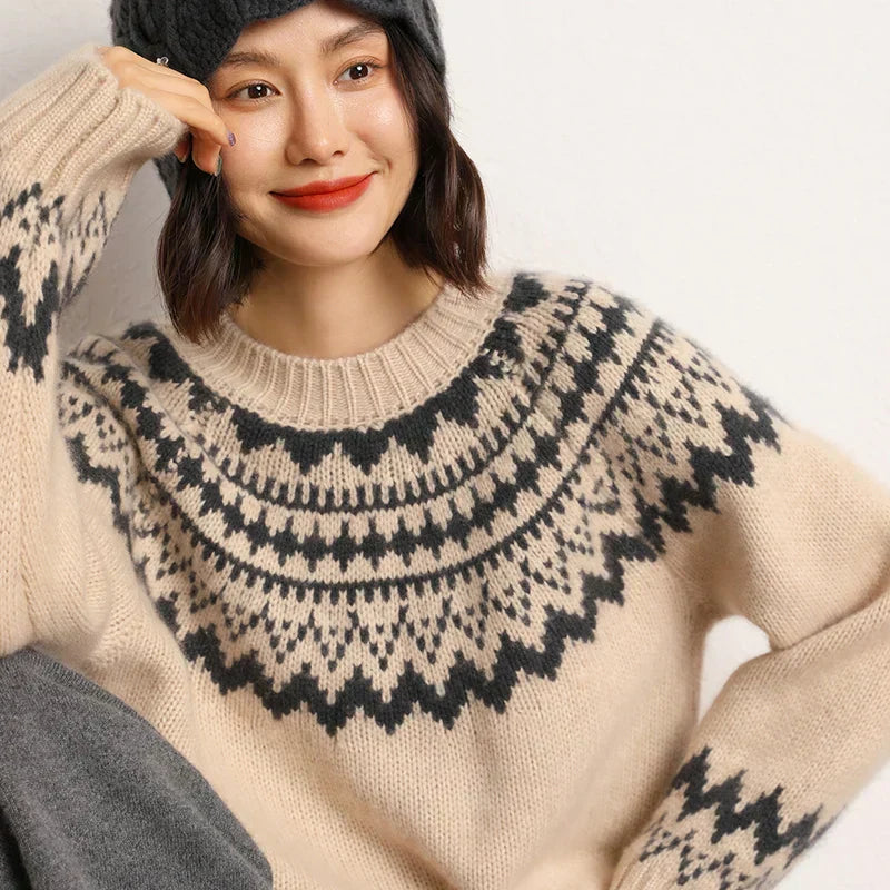 Comfortable Knitted Sweater for Women - Chloe-Beige-S-Nora Luxe
