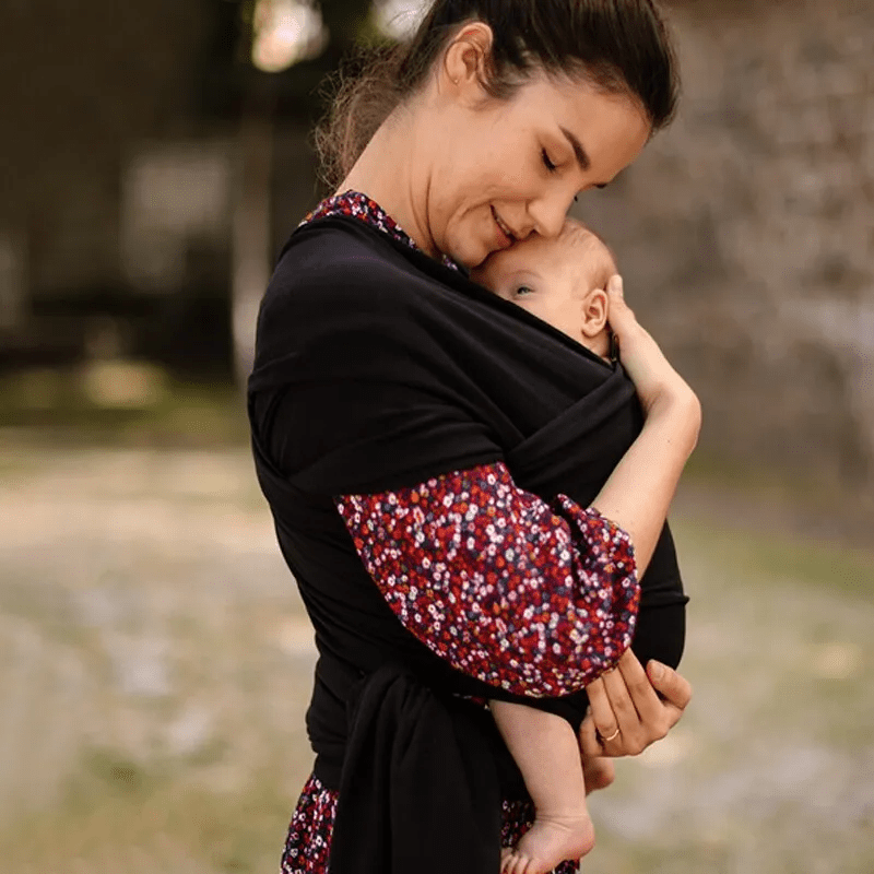 Comfortable Wrap Carrier - KleintjeKnuffel-Black-Nora Luxe