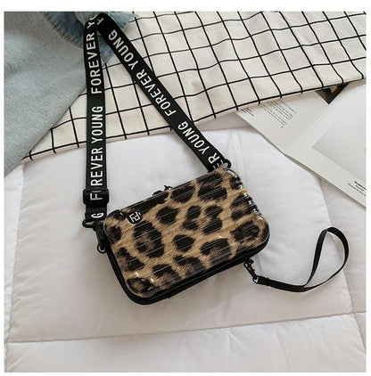 Compact and Stylish Mini Travel Bag for Women - LunaBag-Leopard-Nora Luxe