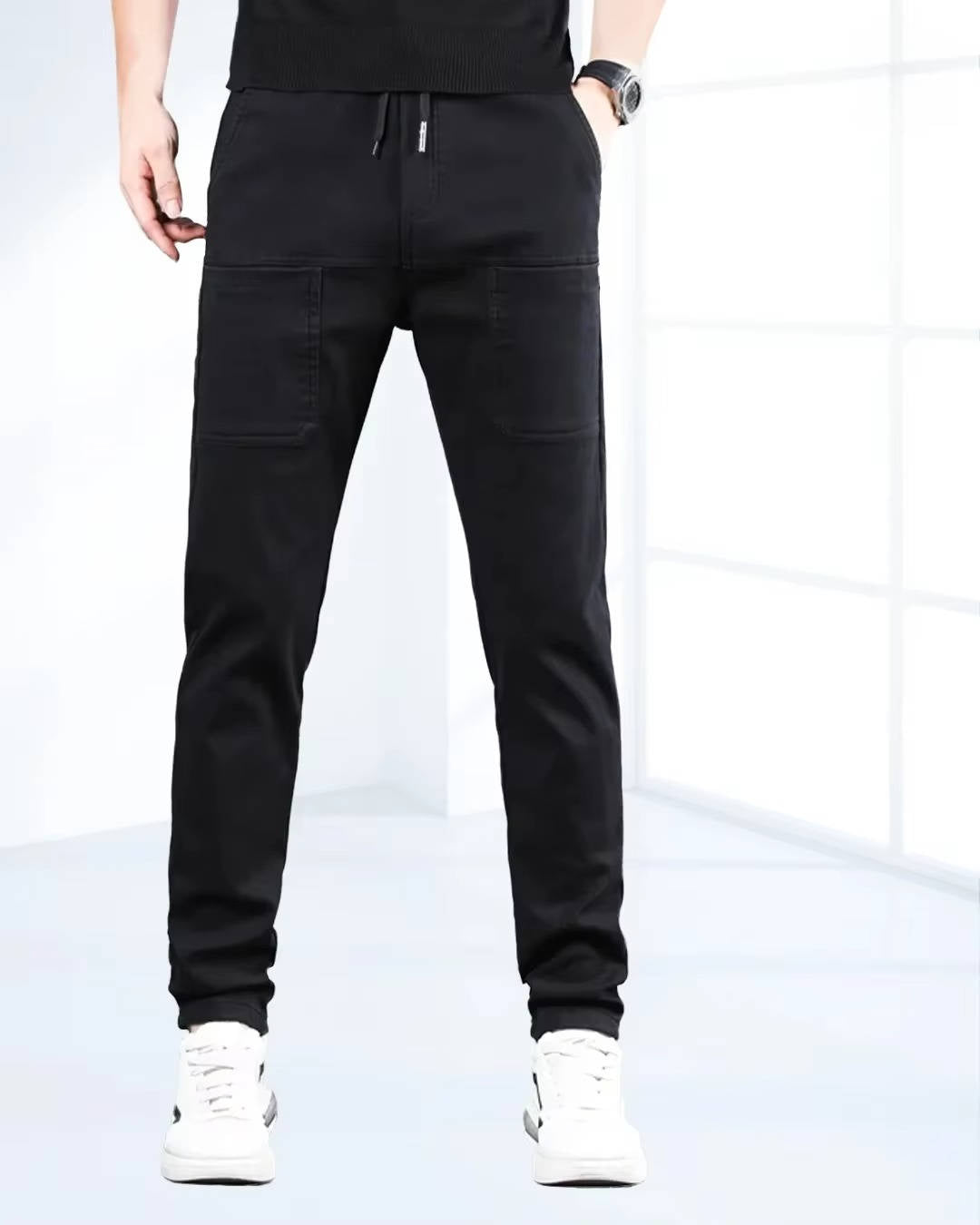 Flexible Men's Cargo Pants with Extra Pockets