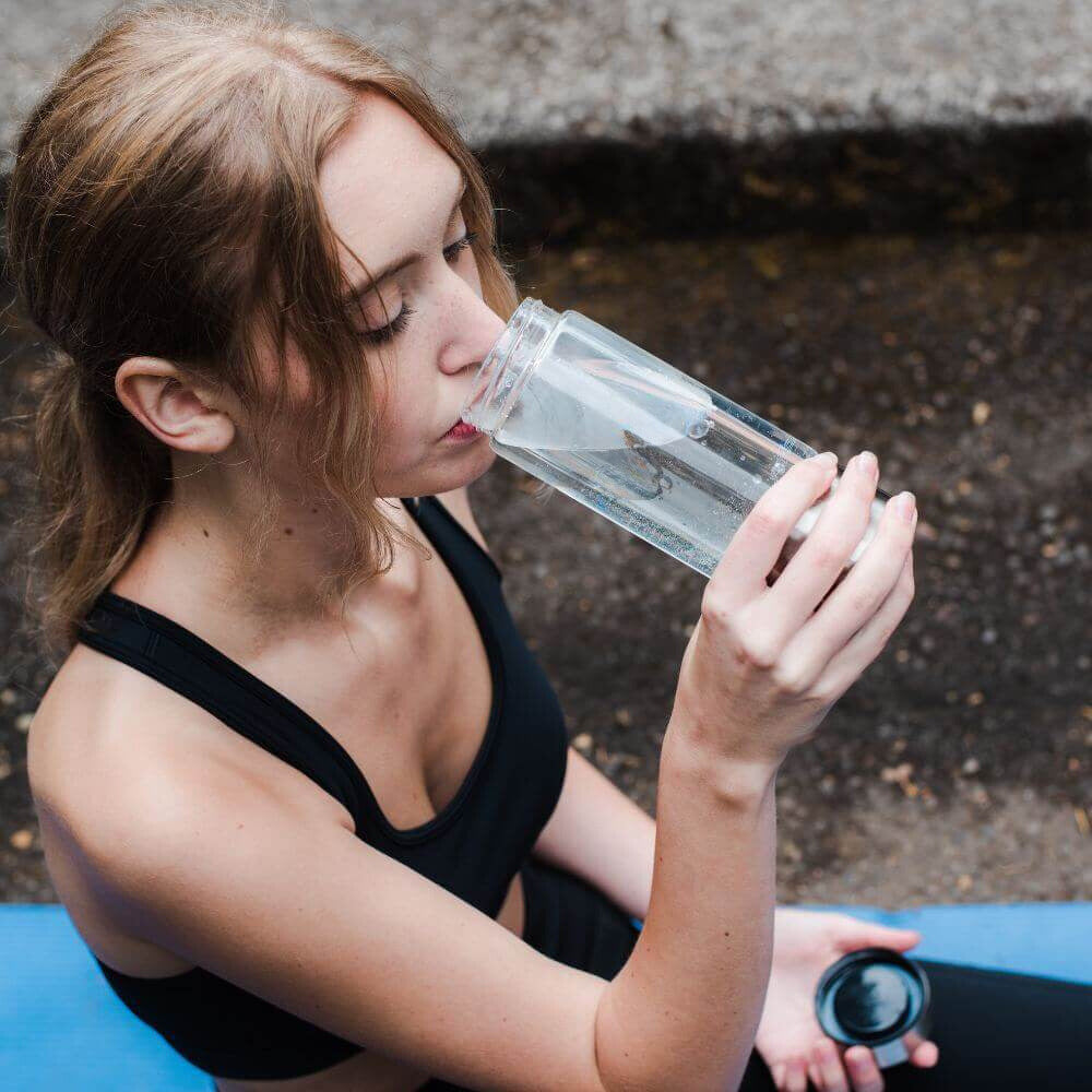 Compact Alkaline Water Bottle with Built-In Filter