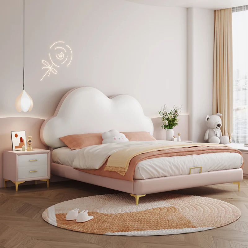 Plush White Comfortable Bed - Pexav