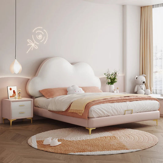 Plush White Comfortable Bed - Pexav