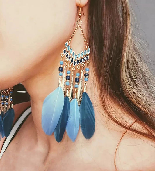 Chic Drop Feather Earrings for Women - Pexav