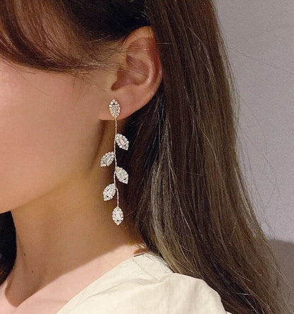 Elegant Long Earrings With Delicate Golden Leaves-Nora Luxe