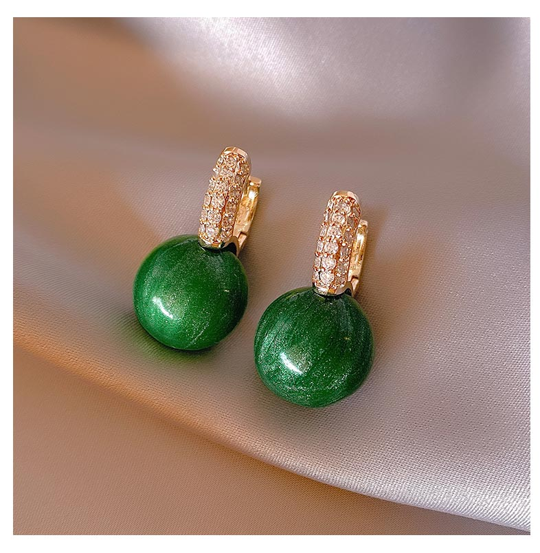 Beautiful Green Pearl Drop Earrings - Pexav