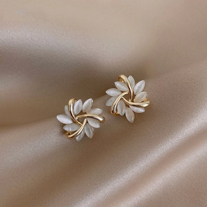 Beautiful Flower Stud Earrings for Women - Pexav