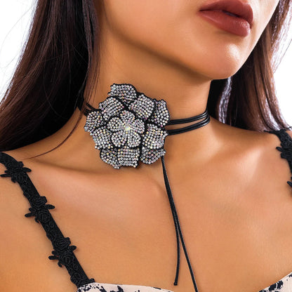 Sparkling Crystal Flower Choker Necklace - Pexav