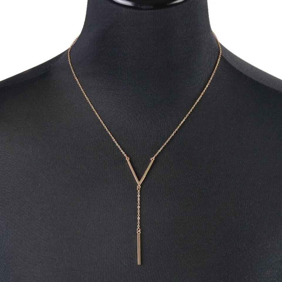 Classic U-Shaped Yellow Gold Pendant - Pexav