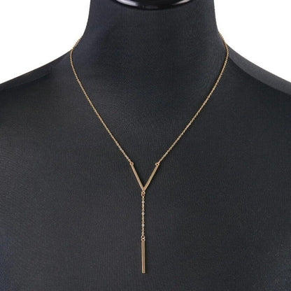 Classic U-Shaped Yellow Gold Pendant - Pexav