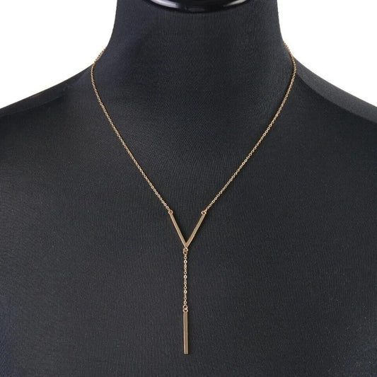 Classic U-Shaped Yellow Gold Pendant - Pexav