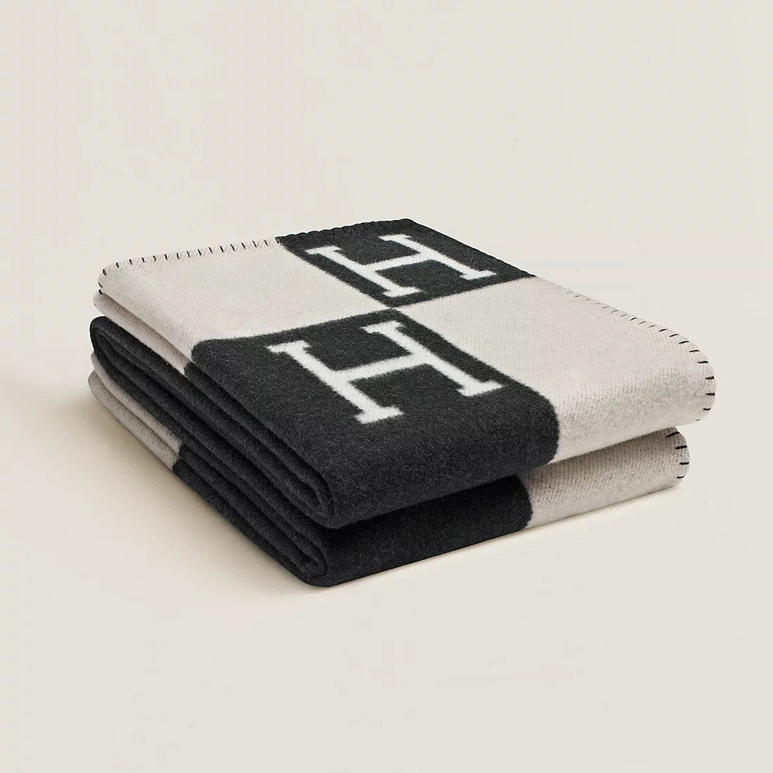 Premium Women's Wool Plaid Scarf - Pexav