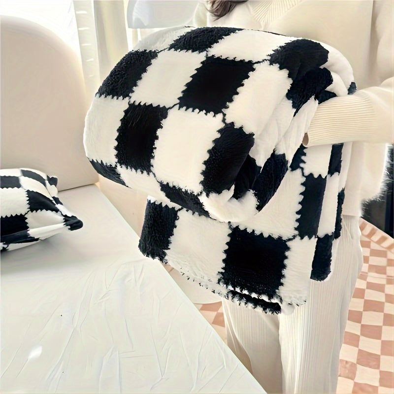 Warm Plaid Fleece Blanket