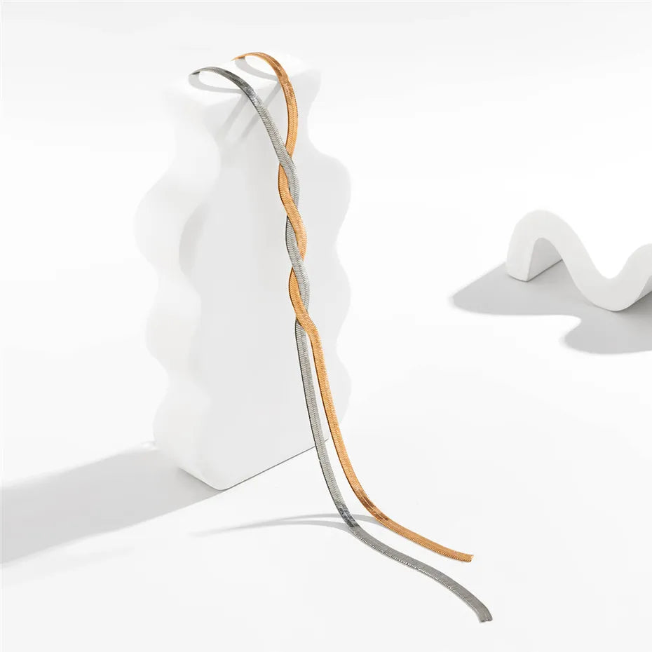 Beautiful Dainty Snake Chain Pendant Necklace