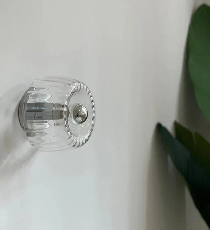 Modern Minimalist Wall Light – Soft Glow Lamp
