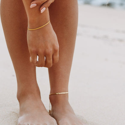Herringbone Bracelet - Lana-Gold-Nora Luxe