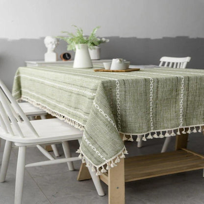 Classic Natural Fiber Table Cover