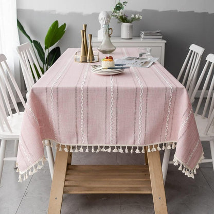 Classic Natural Fiber Table Cover