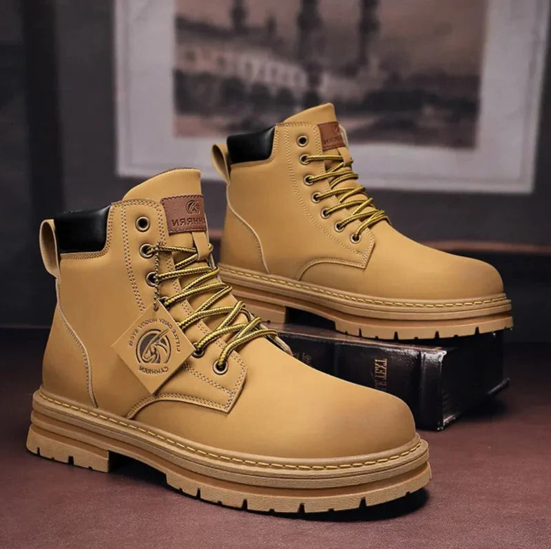 Insulated Men's Hiking Boots With Cushioning Soles - Pexav
